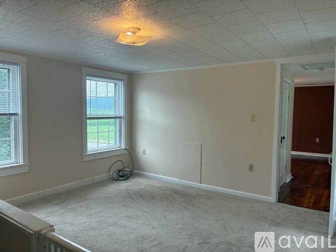 Marietta Apartment: 164 South River Street