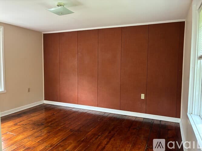 Marietta Apartment: 164 South River Street