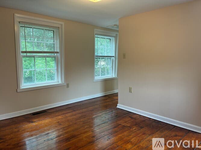 Marietta Apartment: 164 South River Street