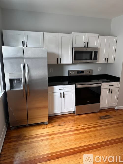 Hartford Apartment: 17 Linnmoore Street