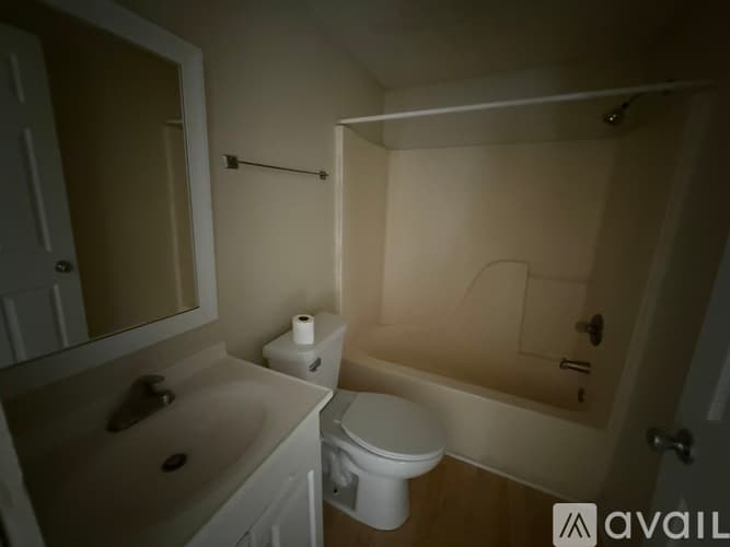 Terre Haute Apartment: 1107 N 4th St