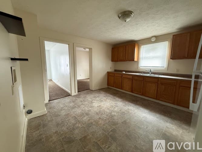 Terre Haute Apartment: 1107 N 4th St