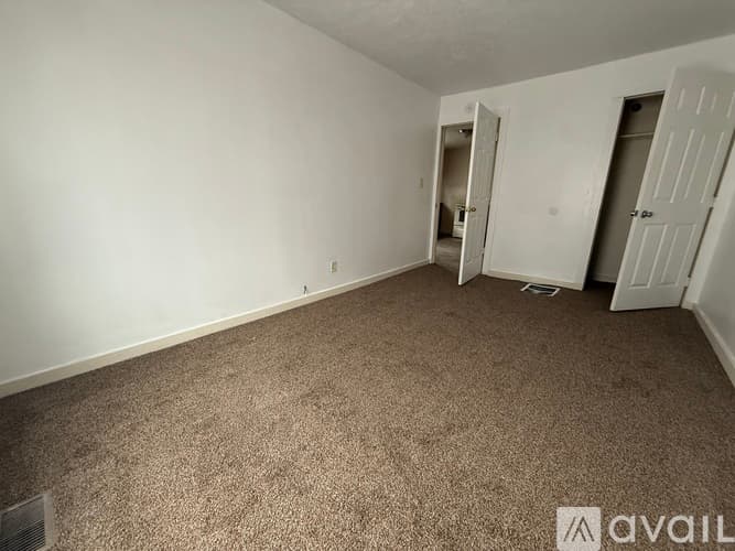 Terre Haute Apartment: 1107 N 4th St