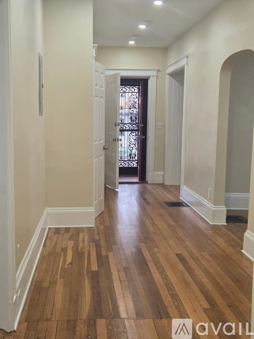 Boston Apartment: 24 Harlem Street
