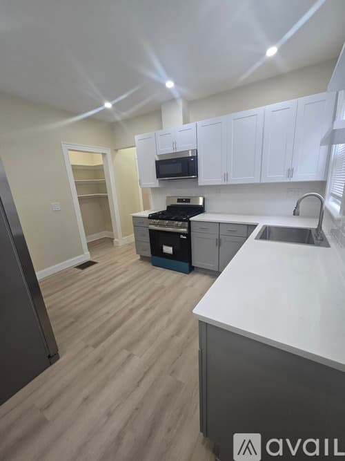 Boston Apartment: 24 Harlem Street