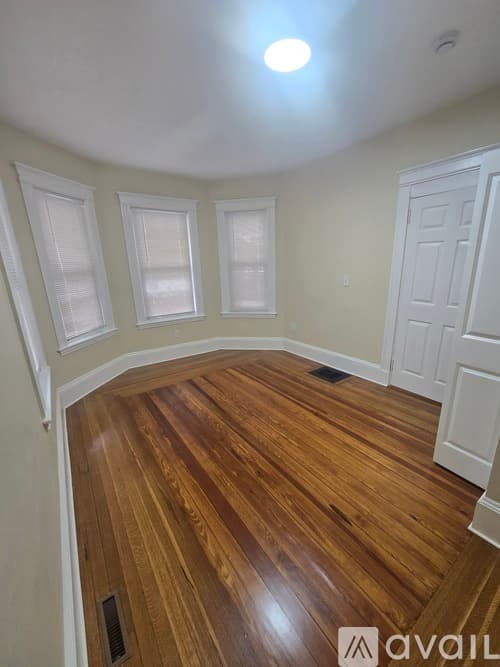 Boston Apartment: 24 Harlem Street