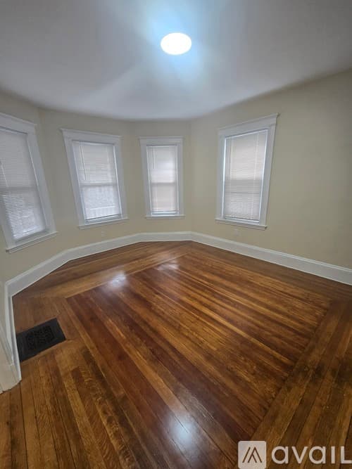Boston Apartment: 24 Harlem Street
