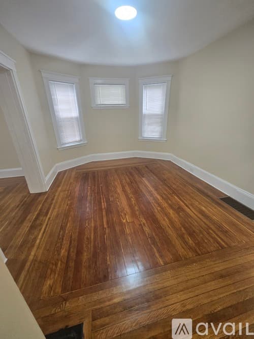 Boston Apartment: 24 Harlem Street