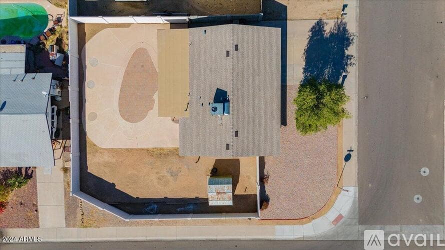 Peoria House: 10824 North 88th Avenue