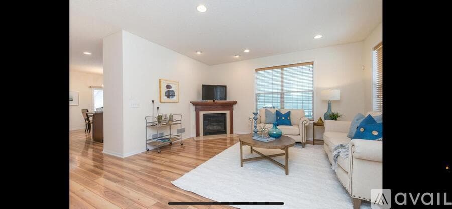 Eden Prairie House: 10009 Gentian Dr