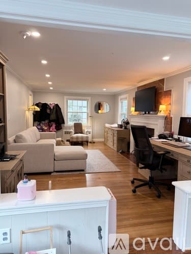 Needham House: 67 Berkshire Rd