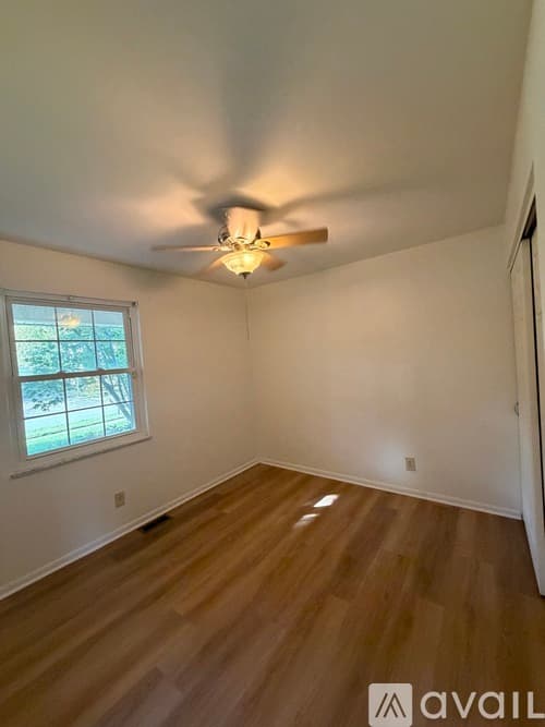 Cincinnati House: 1658 Yellowglen Drive