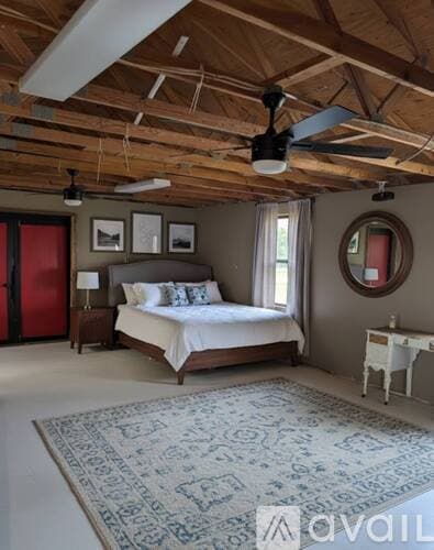 Hernando House: 6060 E Forest Trail Dr