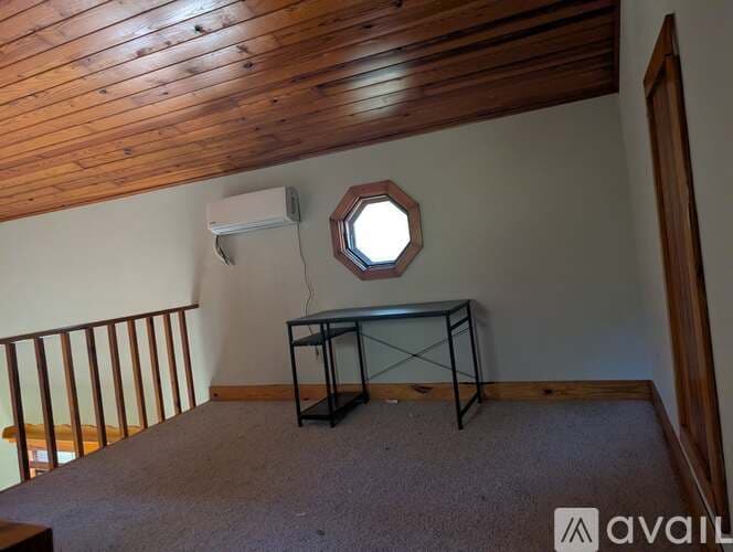 Hernando House: 6060 E Forest Trail Dr