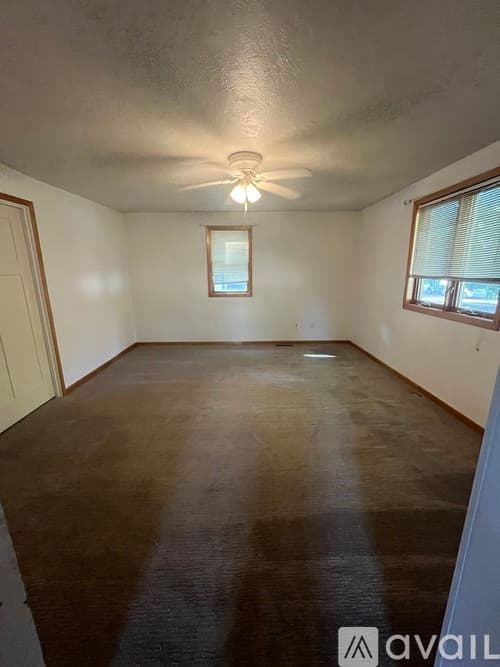 Jasper House: 117 4th Street