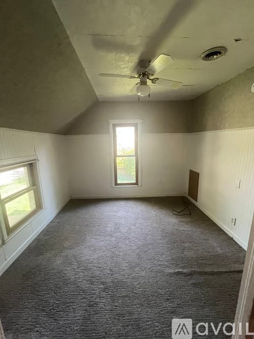 Jasper House: 117 4th Street