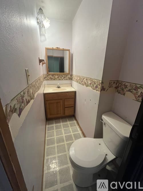 Jasper House: 117 4th Street