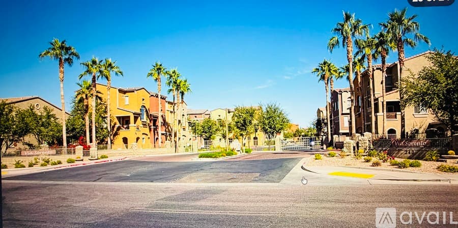 Gilbert Townhome: 240 W Juniper Ave