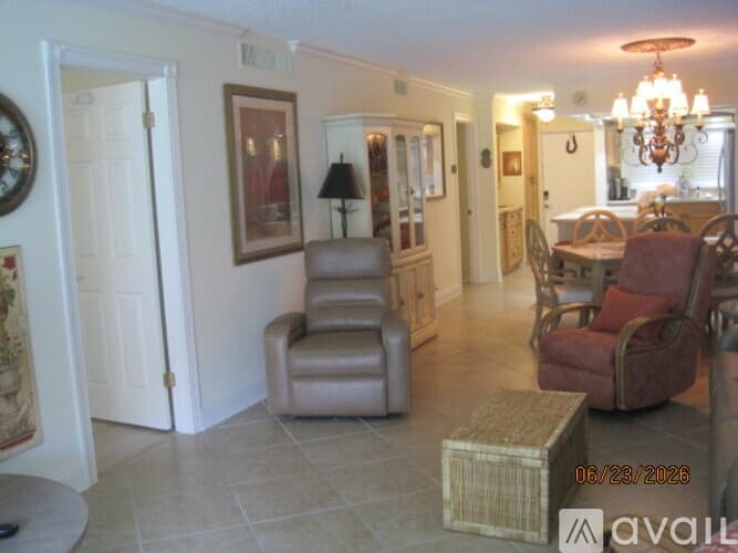 Boynton Beach Condo: 2006 South Federal Highway