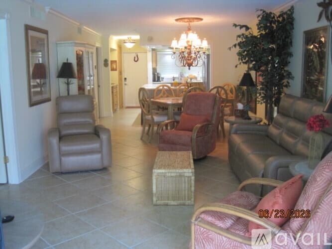 Boynton Beach Condo: 2006 South Federal Highway