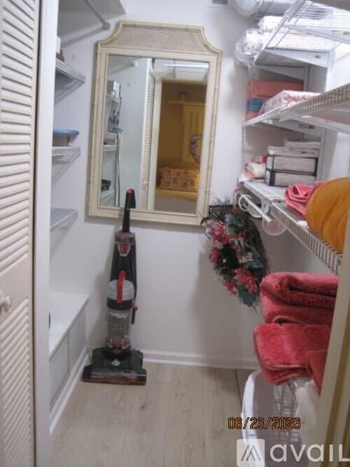 Boynton Beach Condo: 2006 South Federal Highway