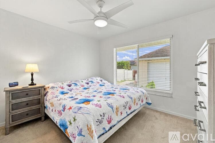 Fort Myers House: 17465 Butler Road