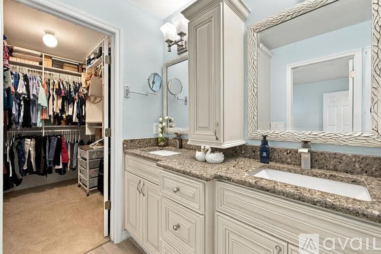 Fort Myers House: 17465 Butler Road