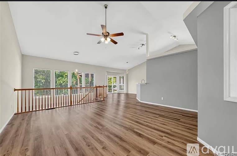 O'Fallon House: 934 Annabrook Park Drive