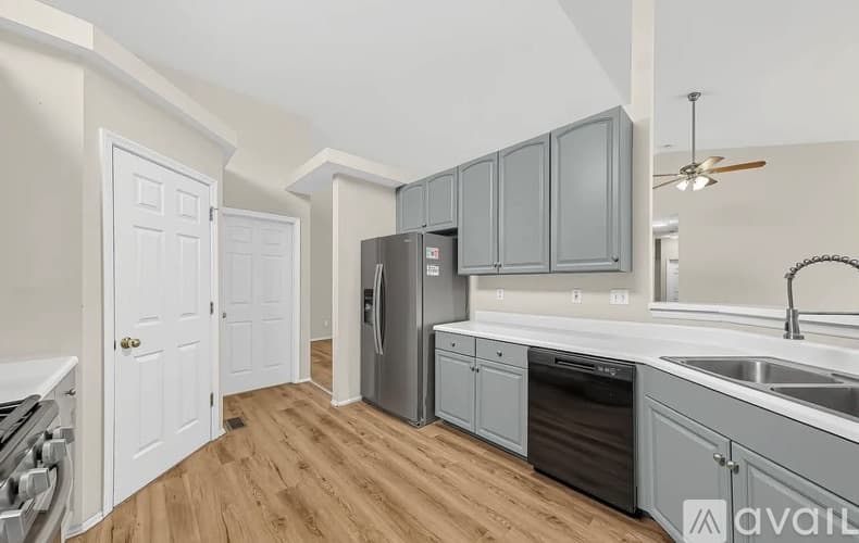 O'Fallon House: 934 Annabrook Park Drive