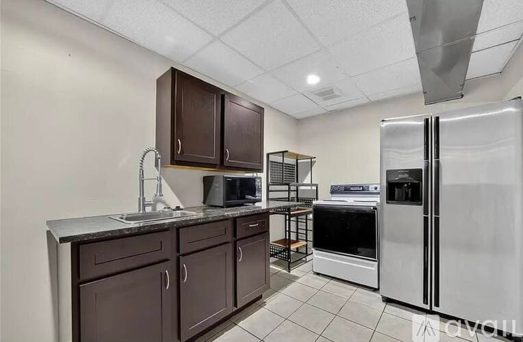 O'Fallon House: 934 Annabrook Park Drive