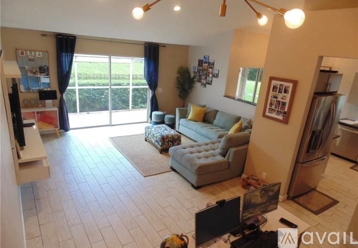 Parkland Townhome: 7300 Northwest 61st Terrace