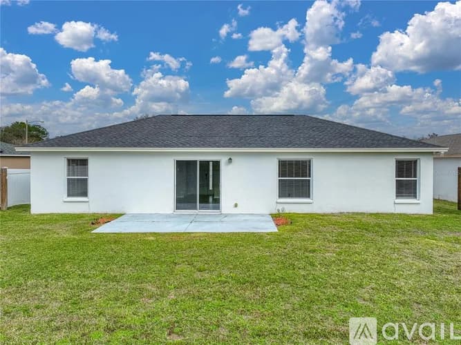 Lakeland House: 6682 Bordeaux Boulevard