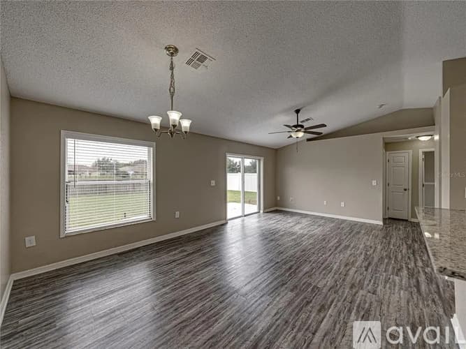 Lakeland House: 6682 Bordeaux Boulevard