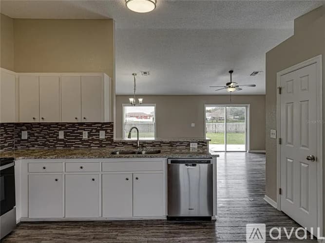 Lakeland House: 6682 Bordeaux Boulevard