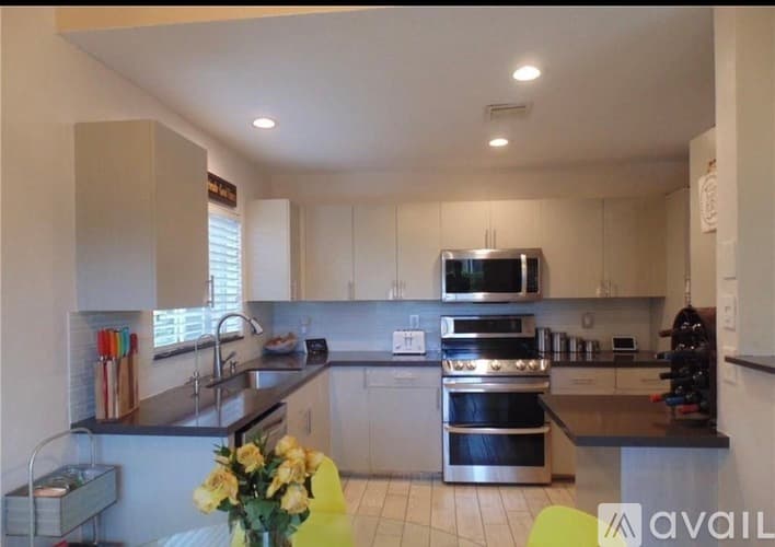 Parkland Townhome: 7300 Northwest 61st Terrace