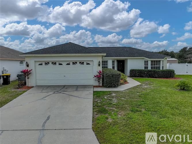 Lakeland House: 6682 Bordeaux Boulevard