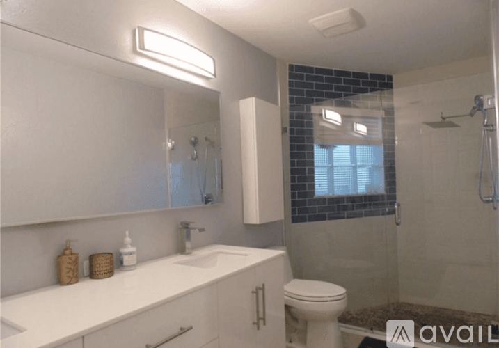 Parkland Townhome: 7300 Northwest 61st Terrace