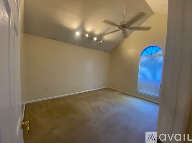 Fort Mill House: 212 Applegate Lane
