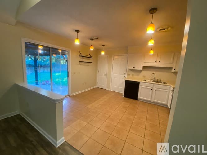 Fort Mill House: 212 Applegate Lane