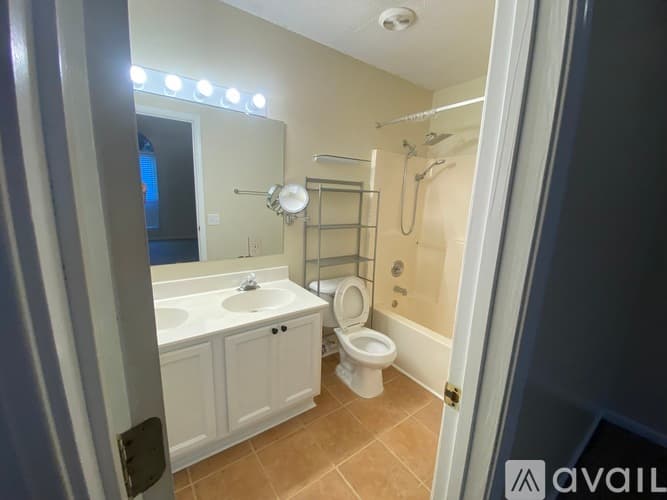 Fort Mill House: 212 Applegate Lane