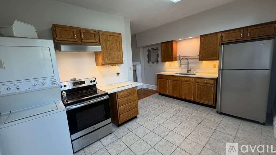 Pittsburgh Apartment: 127 South Aiken Avenue