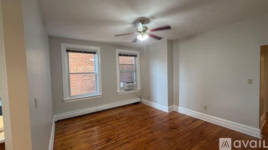 Pittsburgh Apartment: 127 South Aiken Avenue