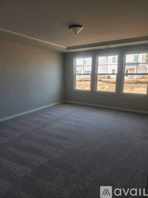 Raleigh House: 508 Hanover Shore Lane