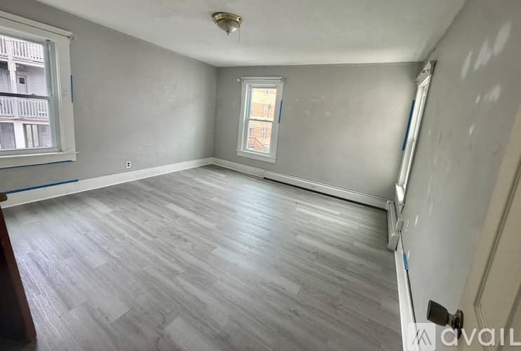 Worcester Apartment: 31 Vernon St