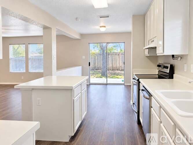 San Antonio House: 5542 Spring Day