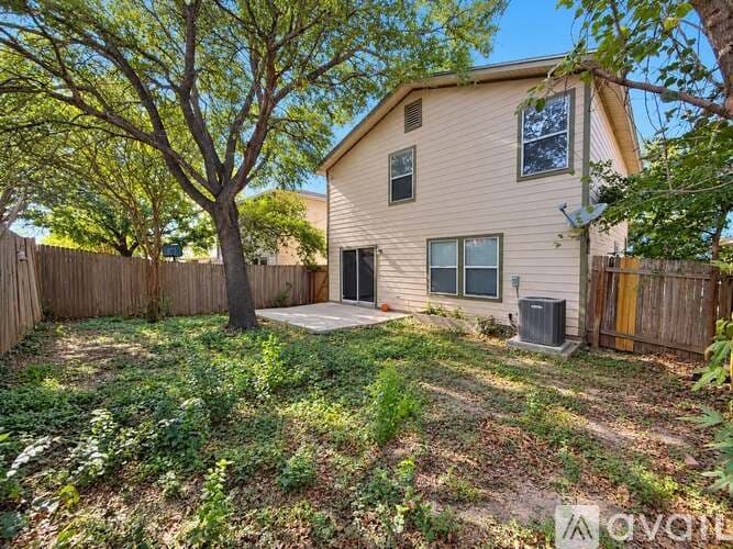 San Antonio House: 5542 Spring Day