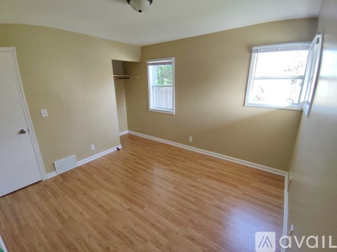 Minneapolis House: 1900 Mendelssohn Avenue North