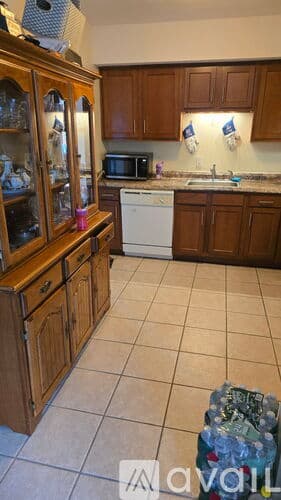 Burlington Apartment: 26 Beacon Street