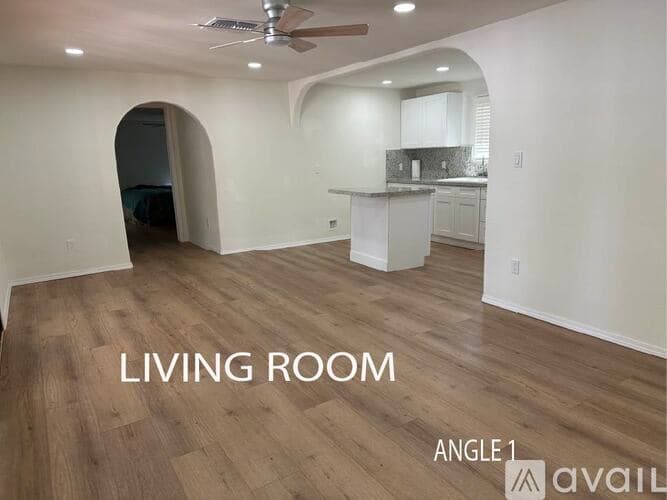 Rio Hondo House: 119 Ebony Avenue
