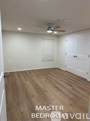 Rio Hondo House: 119 Ebony Avenue